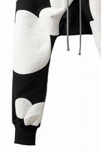 画像をギャラリービューアに読み込む, A.F ARTEFACT POLKA PATTERN SWEAT SAROUEL PANTS (BLACK)
