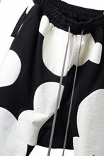 画像をギャラリービューアに読み込む, A.F ARTEFACT POLKA PATTERN SWEAT SAROUEL PANTS (BLACK)