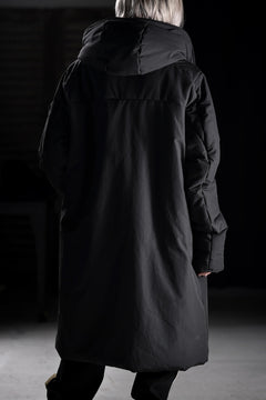 画像をギャラリービューアに読み込む, thom/krom HOODIE ZIP BOMBER COAT / WARM PADDED (BLACK)