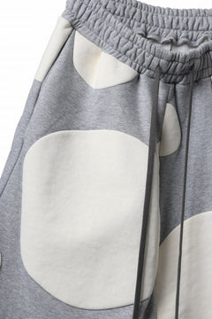 画像をギャラリービューアに読み込む, A.F ARTEFACT POLKA PATTERN SWEAT SAROUEL SHORTS (HEATHER GREY)