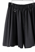 画像をギャラリービューアに読み込む, TARO HORIUCHI / th products HORN / Volume Short Pants / 2way Stretch W/P Tropical (black stripe)