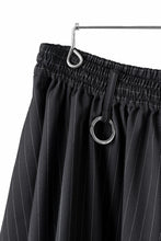 画像をギャラリービューアに読み込む, TARO HORIUCHI / th products HORN / Volume Short Pants / 2way Stretch W/P Tropical (black stripe)