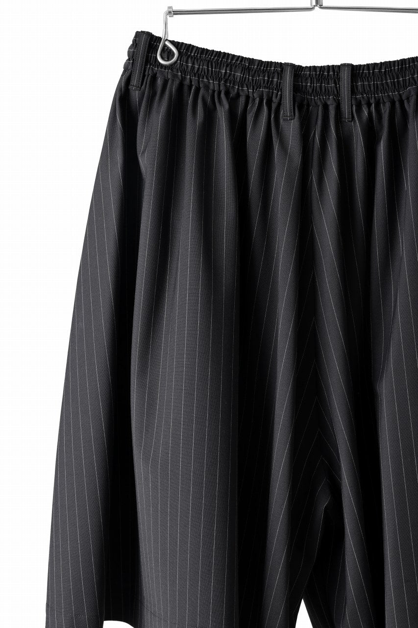 画像をギャラリービューアに読み込む, TARO HORIUCHI / th products HORN / Volume Short Pants / 2way Stretch W/P Tropical (black stripe)
