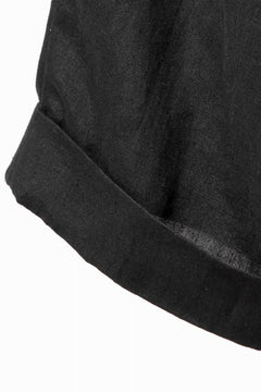 Load image into Gallery viewer, sus-sous cinematic trousers / 1/4 linen seating (BLACK)