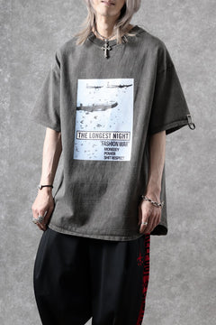 画像をギャラリービューアに読み込む, beauty : beast x CVTVLIST S/S TEE &quot;FASHION WAR&quot; (G.BLACK)