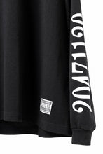 画像をギャラリービューアに読み込む, beauty : beast x 20471120 COLLABORATION L/S TEE _1 (BLACK)