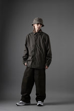 画像をギャラリービューアに読み込む, Ten c PADDED SHIRT / PIECE DYED COTTON/NYLON POPLIN (DARK GREEN)