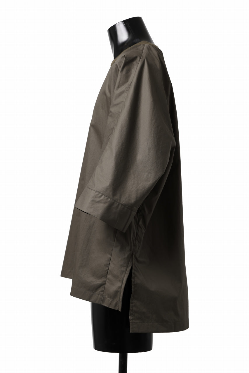 Load image into Gallery viewer, sus-sous atelier T / Lance 80/- cotton typewriter (OLIVE GREEN)