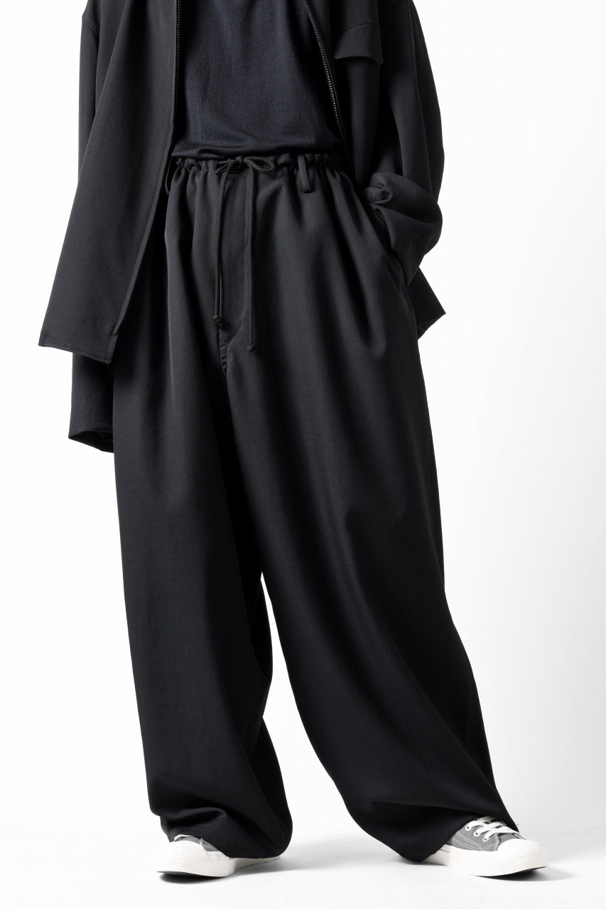 画像をギャラリービューアに読み込む, Y's for men CLASSIC STRING PANTS WITH 3-STITCH / WRINKLED GABARDINE (BLACK)
