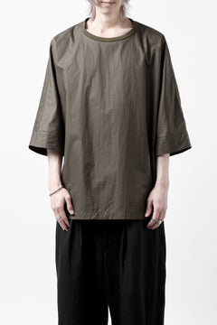 Load image into Gallery viewer, sus-sous atelier T / Lance 80/- cotton typewriter (OLIVE GREEN)