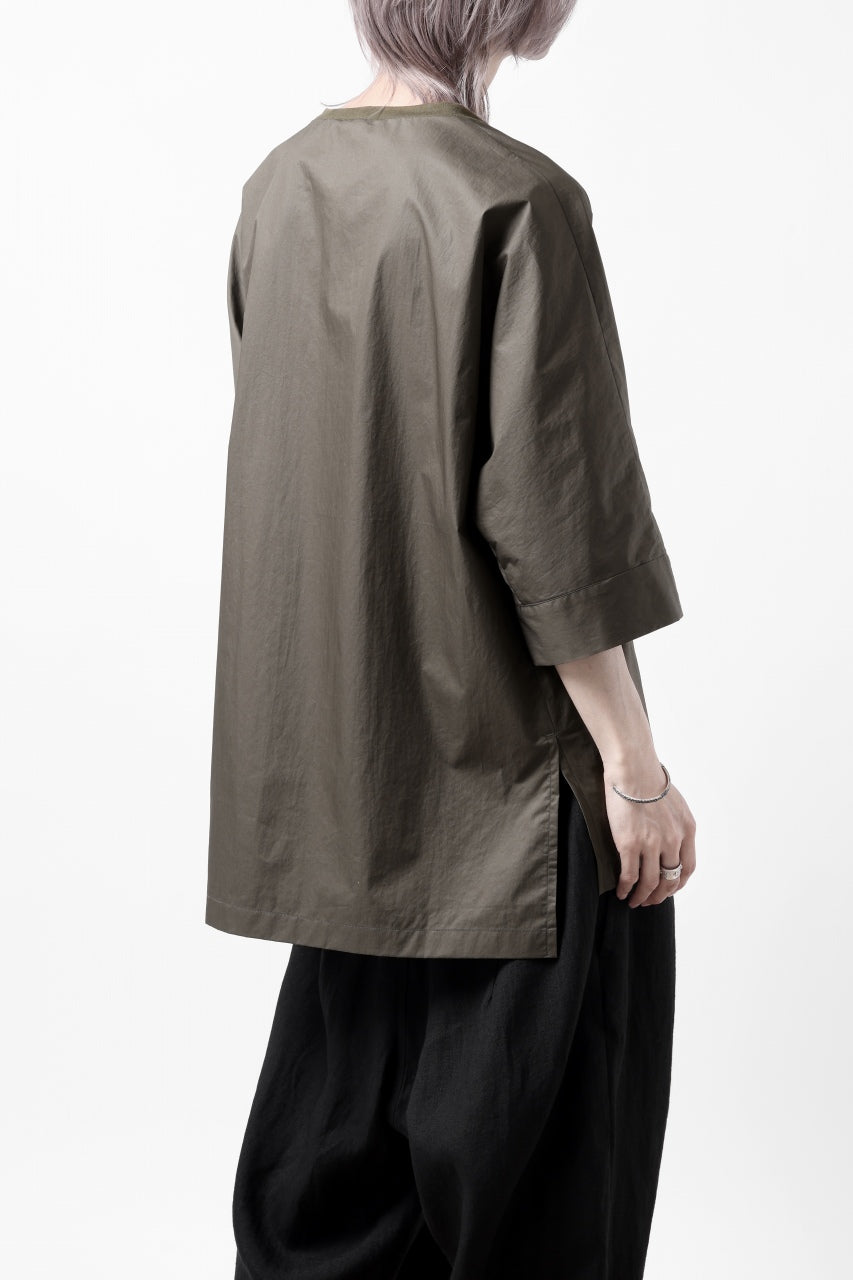 Load image into Gallery viewer, sus-sous atelier T / Lance 80/- cotton typewriter (OLIVE GREEN)