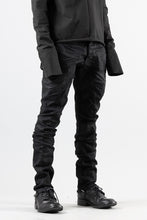 画像をギャラリービューアに読み込む, masnada BAGGY SCARRED STRETCH JEANS (SMEARED BLACK)