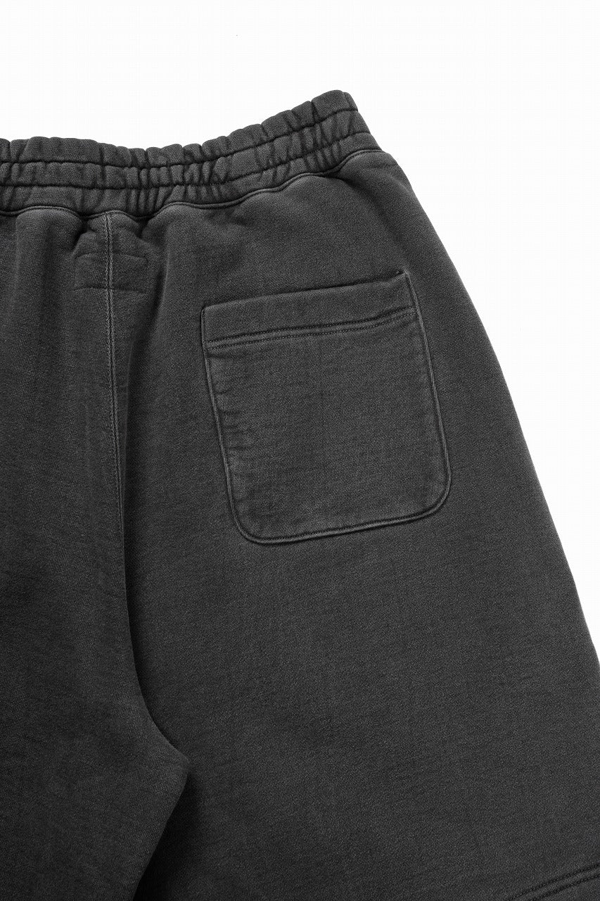 画像をギャラリービューアに読み込む, LASTMAN LOGO SWEAT SHORTS (BLACK)