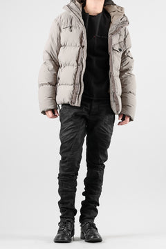 画像をギャラリービューアに読み込む, masnada BAGGY SCARRED STRETCH JEANS (SMEARED BLACK)