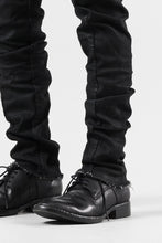 画像をギャラリービューアに読み込む, masnada BAGGY SCARRED STRETCH JEANS (SMEARED BLACK)