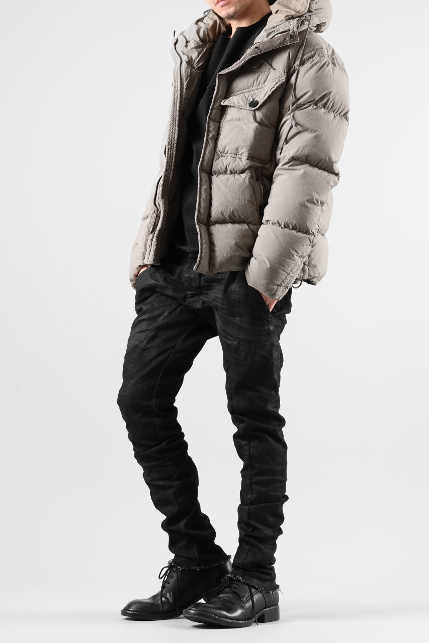 画像をギャラリービューアに読み込む, masnada BAGGY SCARRED STRETCH JEANS (SMEARED BLACK)