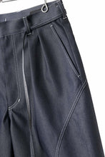 画像をギャラリービューアに読み込む, D-VEC TECH DENIM WIDE CROPPED TROUSERS / STRETCH TWILL (INDIGO)