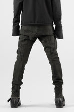 画像をギャラリービューアに読み込む, masnada BAGGY SCARRED STRETCH JEANS (SMUDGED LEGION)