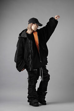 Load image into Gallery viewer, A.F ARTEFACT MA-1 HOODIE JACKET / TEDDY BOA FLEECE (BLACK)