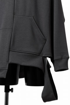 画像をギャラリービューアに読み込む, A.F ARTEFACT BOMBERHEAT® ASYMMETRY LOOP HEM TOPS (DARK GREY)