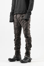 画像をギャラリービューアに読み込む, masnada SLIM GUSSET PANTS / STRETCH MICRO RIP COTTON (CAMO DUST)