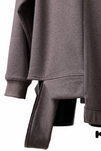 画像をギャラリービューアに読み込む, A.F ARTEFACT BOMBERHEAT® ASYMMETRY LOOP HEM TOPS (BROWN)
