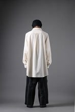 画像をギャラリービューアに読み込む, KLASICA SH-043 - Tw 2 POCKETS ATELIER BLOUSE / LOOSE WOVEN TYPE WRITER (ECRU)