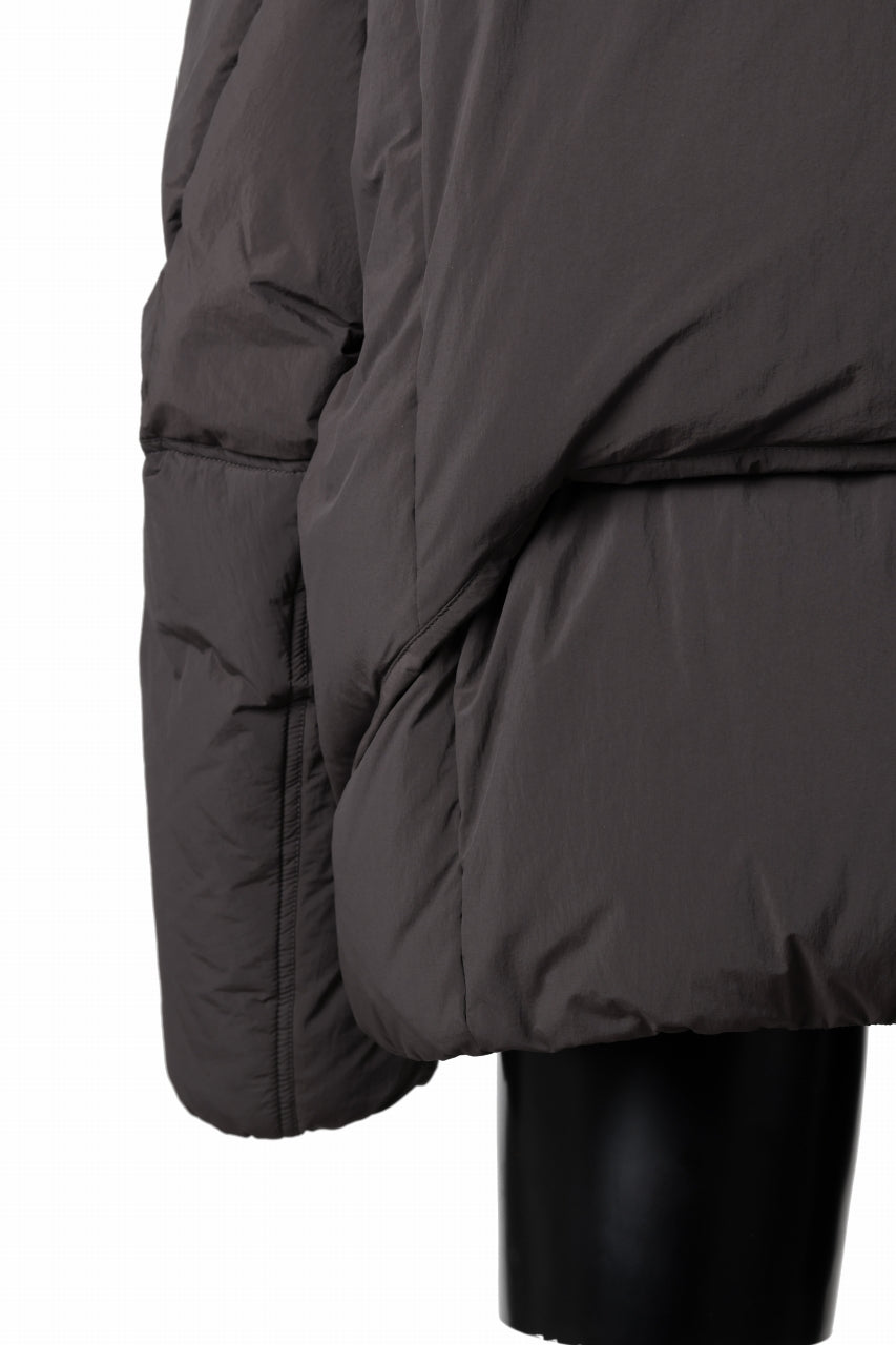 画像をギャラリービューアに読み込む, Juun.J Multi Layered Goose Down Jumper (BROWN)