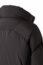 画像をギャラリービューアに読み込む, Juun.J Multi Layered Goose Down Jumper (BROWN)