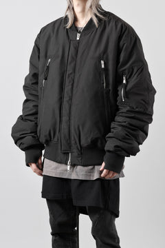 Load image into Gallery viewer, thom/krom FLIGHT BOMBER JACKET / WARM PADDED (BLACK)