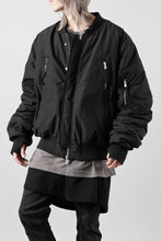 Load image into Gallery viewer, thom/krom FLIGHT BOMBER JACKET / WARM PADDED (BLACK)
