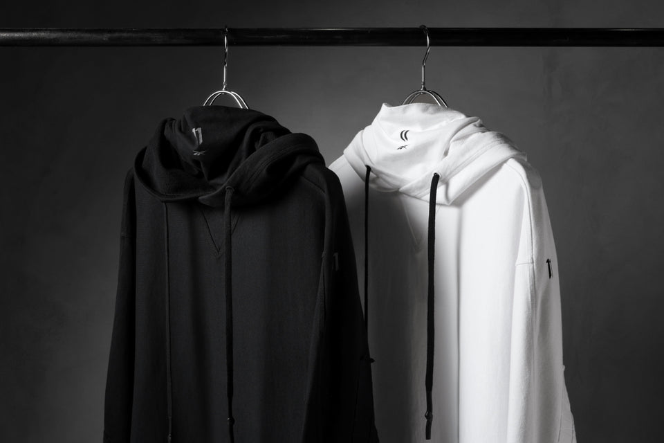 画像をギャラリービューアに読み込む, 11 BY BORIS BIDJAN SABERI x Reebok LTD CONSTRUCTED HOODIE (WHITE)