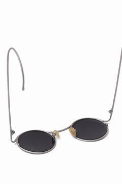 Load image into Gallery viewer, m.a+ one piece round glasses / OO300/TI (M.TITAN/BLACK)
