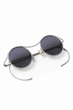 Load image into Gallery viewer, m.a+ one piece round glasses / OO300/TI (M.TITAN/BLACK)