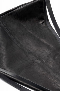 Load image into Gallery viewer, m.a+ medium pyramid back pack / BL42/SY1.0 (BLACK)