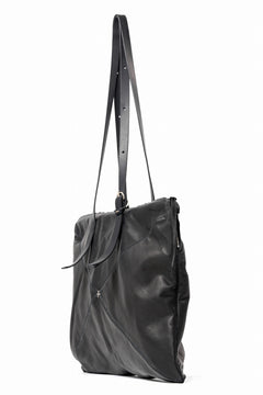 Load image into Gallery viewer, m.a+ large folder bag / BE170/SY1.0 (BLACK)