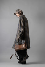 画像をギャラリービューアに読み込む, Aleksandr Manamis Asymmetry Shirt / Organic Linen (CHECKED)