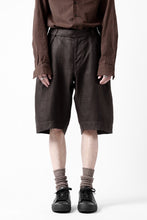 画像をギャラリービューアに読み込む, COLINA TUCK SHORTS / SAFILIN LINEN HERRINGBONE (BROWN)