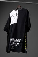 Load image into Gallery viewer, mastermind JAPAN x CHANGES exclusive ReBUILD T-SHIRT / CH-BODY (BLACK #20)