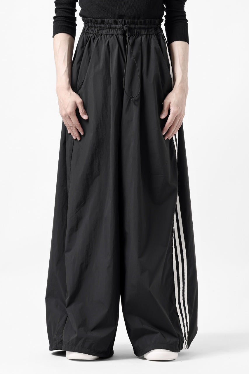 画像をギャラリービューアに読み込む, Y-3 Yohji Yamamoto THREE STRIPES SUPER WIDE PANTS / SILKY NYLON (BLACK)
