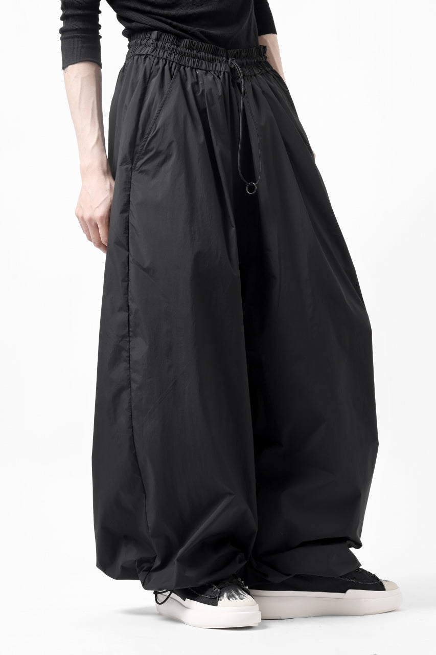 画像をギャラリービューアに読み込む, Y-3 Yohji Yamamoto THREE STRIPES SUPER WIDE PANTS / SILKY NYLON (BLACK)