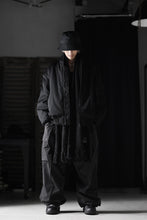 画像をギャラリービューアに読み込む, th products Inflated Scarf / 1/4.5 kasuri loop knit (black)