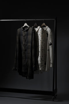 画像をギャラリービューアに読み込む, Aleksandr Manamis Asymmetry Shirt / Organic Linen (CHECKED)