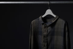 画像をギャラリービューアに読み込む, Aleksandr Manamis Asymmetry Shirt / Organic Linen (CHECKED)