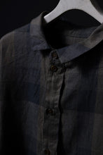 画像をギャラリービューアに読み込む, Aleksandr Manamis Asymmetry Shirt / Organic Linen (CHECKED)