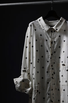 画像をギャラリービューアに読み込む, Aleksandr Manamis Mended Shirt / Tea Stain Dyed Cotton Gauze (QUATRE)