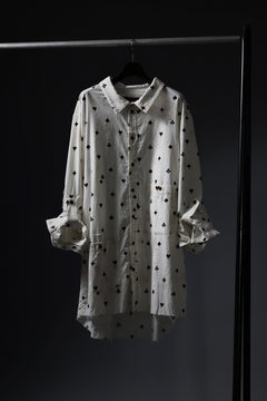 画像をギャラリービューアに読み込む, Aleksandr Manamis Mended Shirt / Tea Stain Dyed Cotton Gauze (QUATRE)