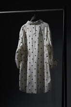 画像をギャラリービューアに読み込む, Aleksandr Manamis Mended Shirt / Tea Stain Dyed Cotton Gauze (QUATRE)