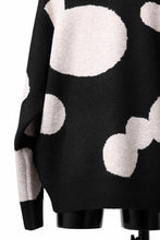 画像をギャラリービューアに読み込む, A.F ARTEFACT POLKA PATTERN KNIT TOPS (BLACK x BEIGE)