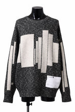 画像をギャラリービューアに読み込む, A.F ARTEFACT GEO PATTERN KNIT TOPS (GREY x BEIGE)